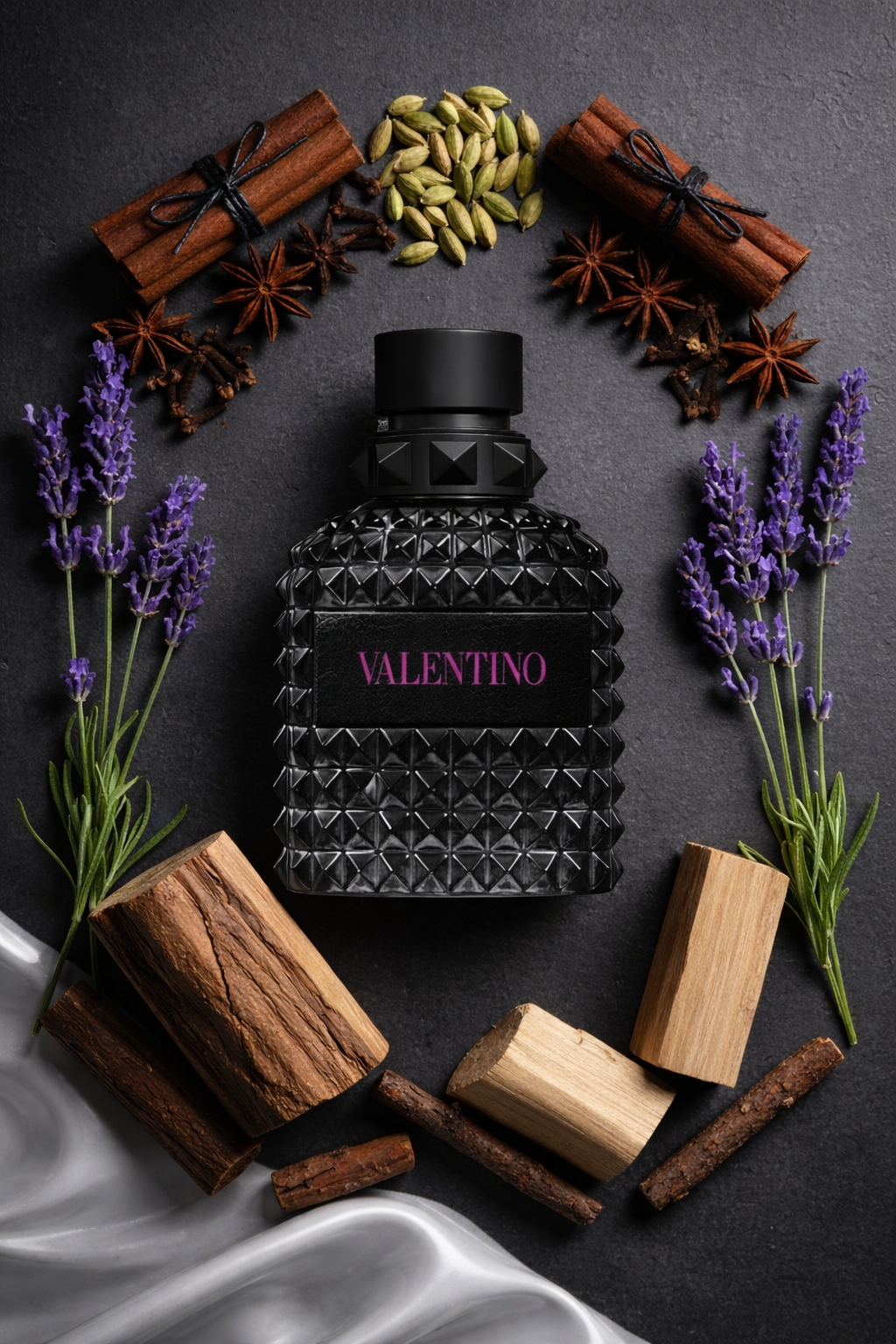 Valentino Born in Roma Uomo Extradose